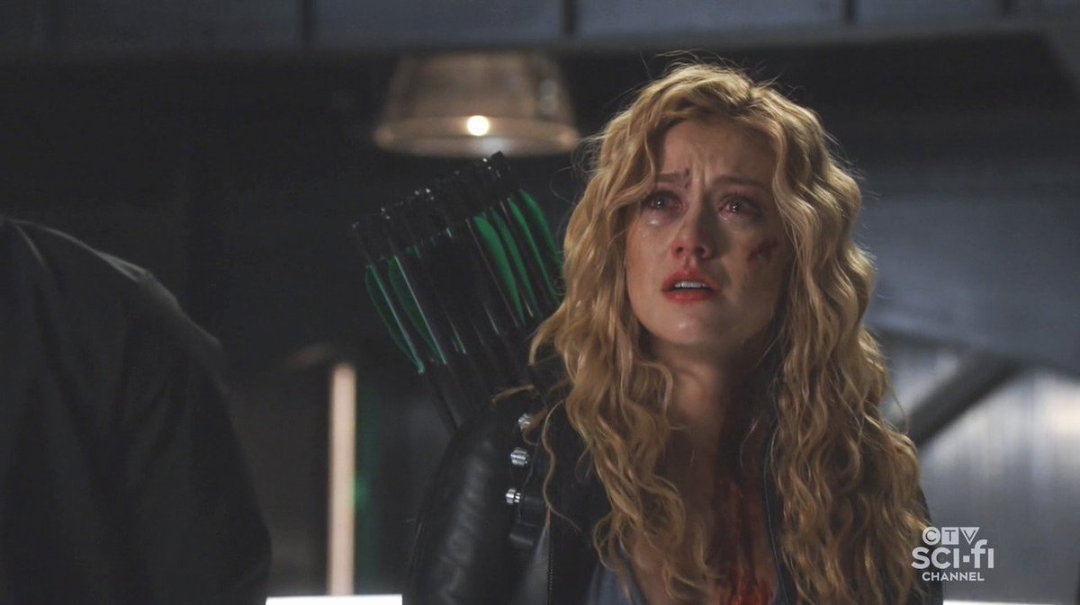 TodoArrow's tweet photo. #Arrow https://t.co/85V2vd8Tge