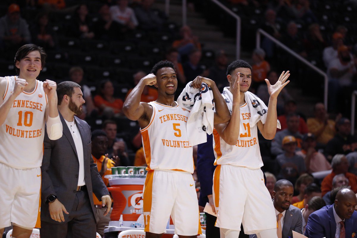 Vol_Hoops tweet picture