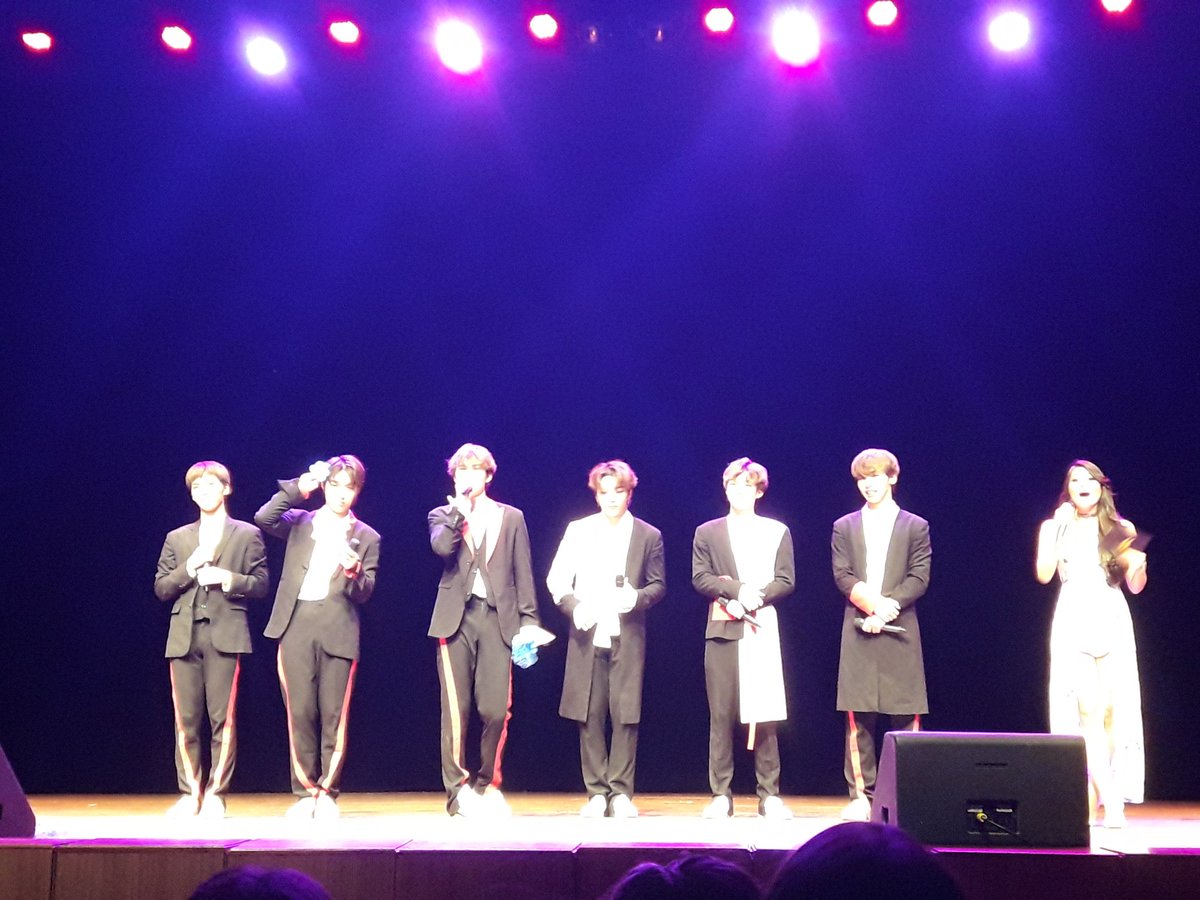 cutiewangae's tweet photo. @spectrum_0510 thank you sooo much for the amazing show today in Florianópolis, it was one of the best moments of my life. Obrigada por me fazerem rir e cantar o meu pulmão fora, obrigada por serem doces e gentis com todas, obrigada por sempre estarem comigo ♡ https://t.co/dKp0mMO1iA