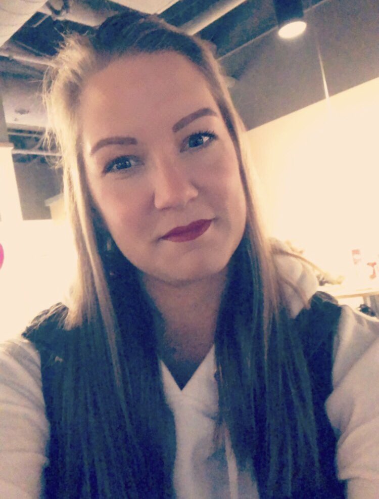 jjacobsTB's tweet photo. Whoo hoo to a continued delayed flight! Lol Hoping to make it to Northbrook for the @Allstate event tomorrow! 😁 #lovewhatyoudo  #contingentworkforce  #supplierdiversity  #truepartners #totaltalentmanagement #letspartner #wedeliver #allstate https://t.co/Q8gvh9OEZQ