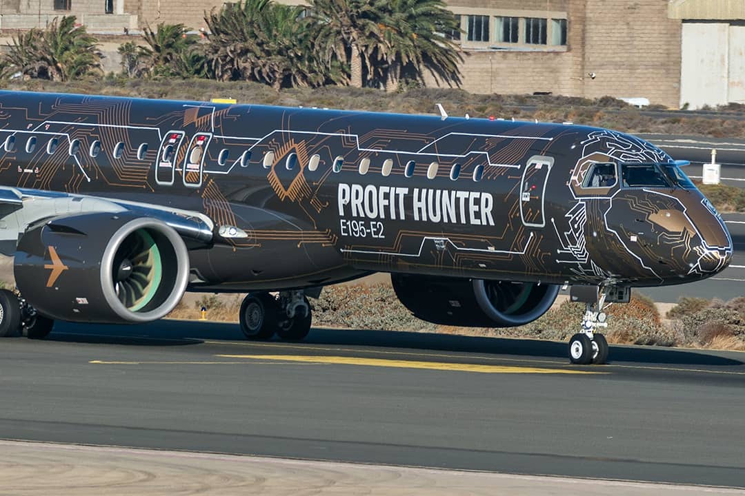 controladores's tweet image. Precioso el E195-E2 #TechLion de escala esta tarde en #GranCanaria #ProfitHunter 📷 @fitobento