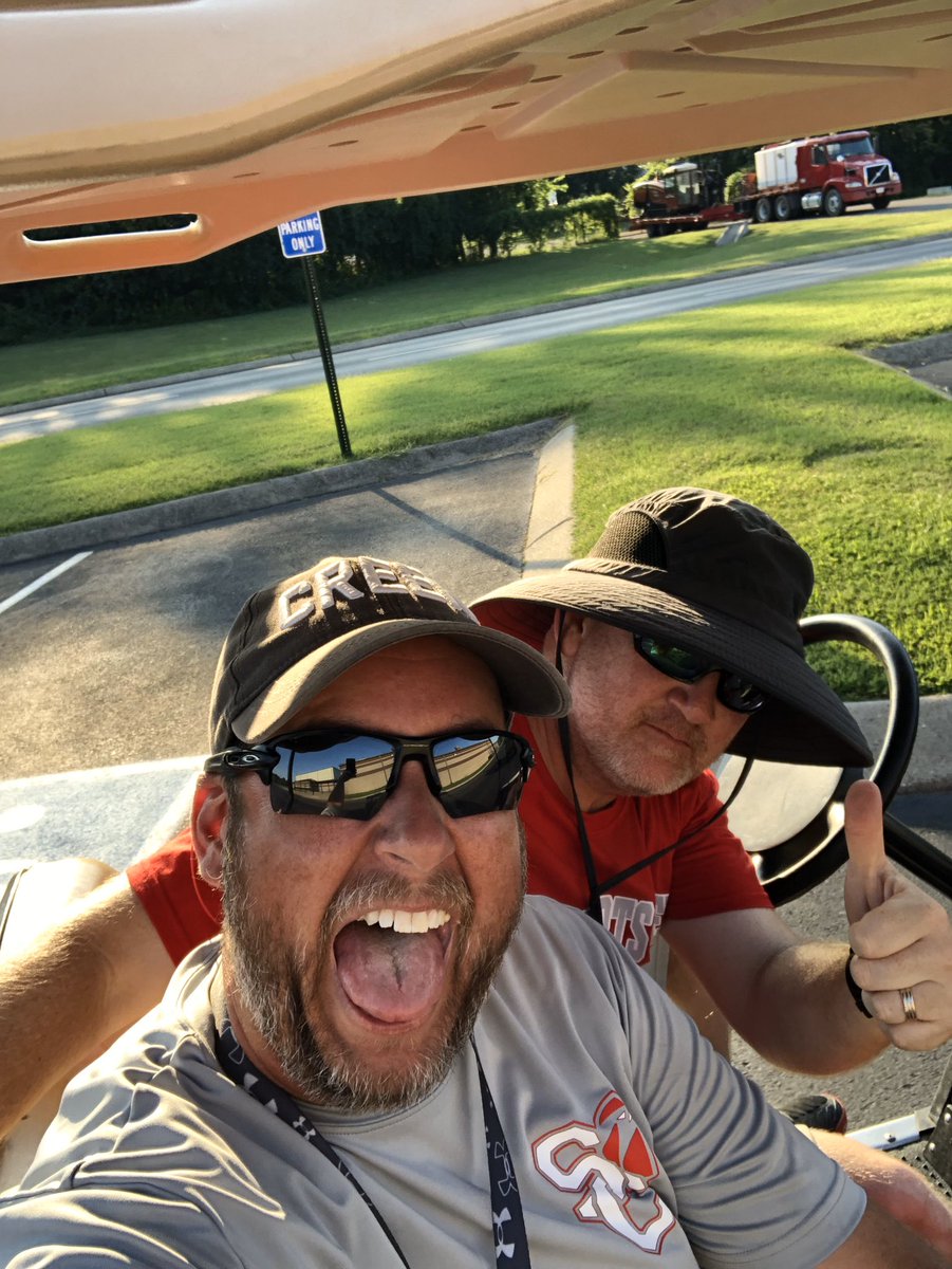 That’s a wrap on football 2019. Y’all pray for Coach Nau having these 2 on his staff! 🙌🏼🤣