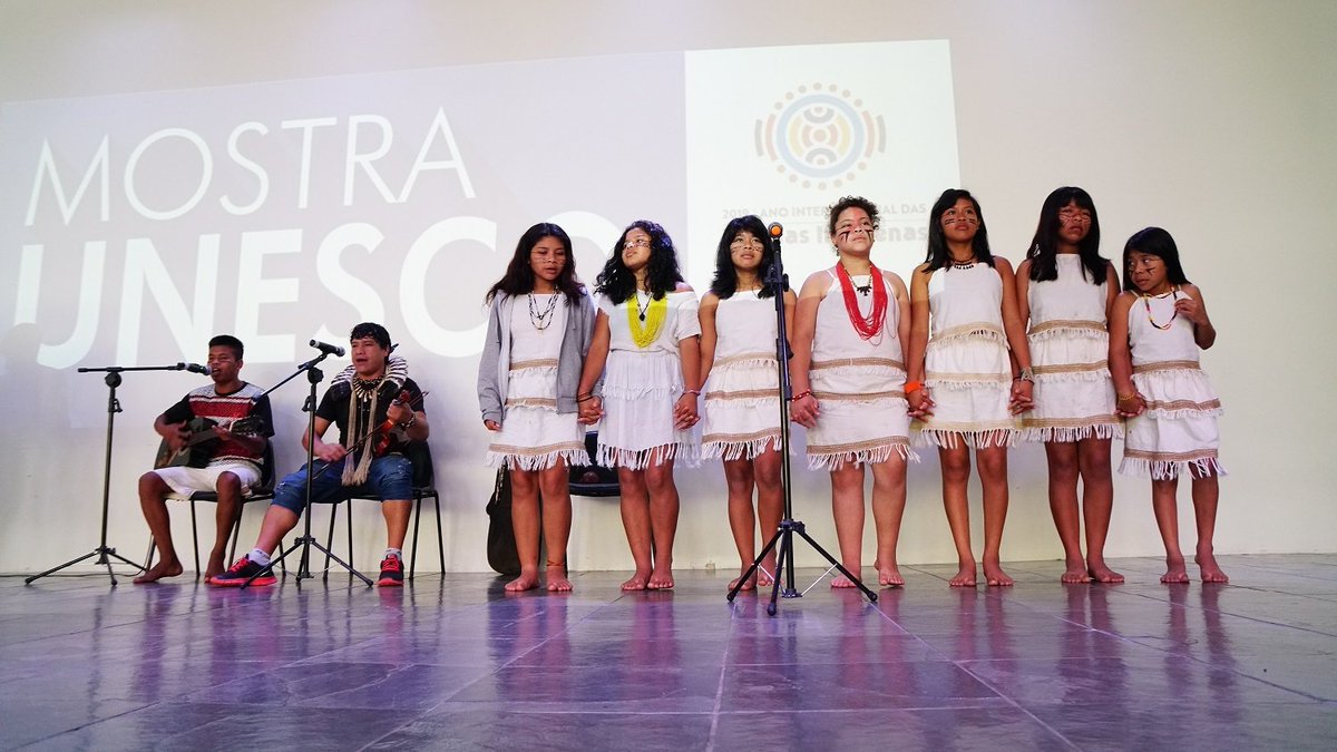 Línguas indígenas, moderação e ciências em um evento cheio de descobertas, conhecimento e inovação! Saiba mais sobre a Mostra UNESCO 2019, do Magno/Mágico de Oz: bit.ly/MostraUNESCO20…

#mostraunesco2019 #evento #unesco #cultura #ciências #magnocomvc