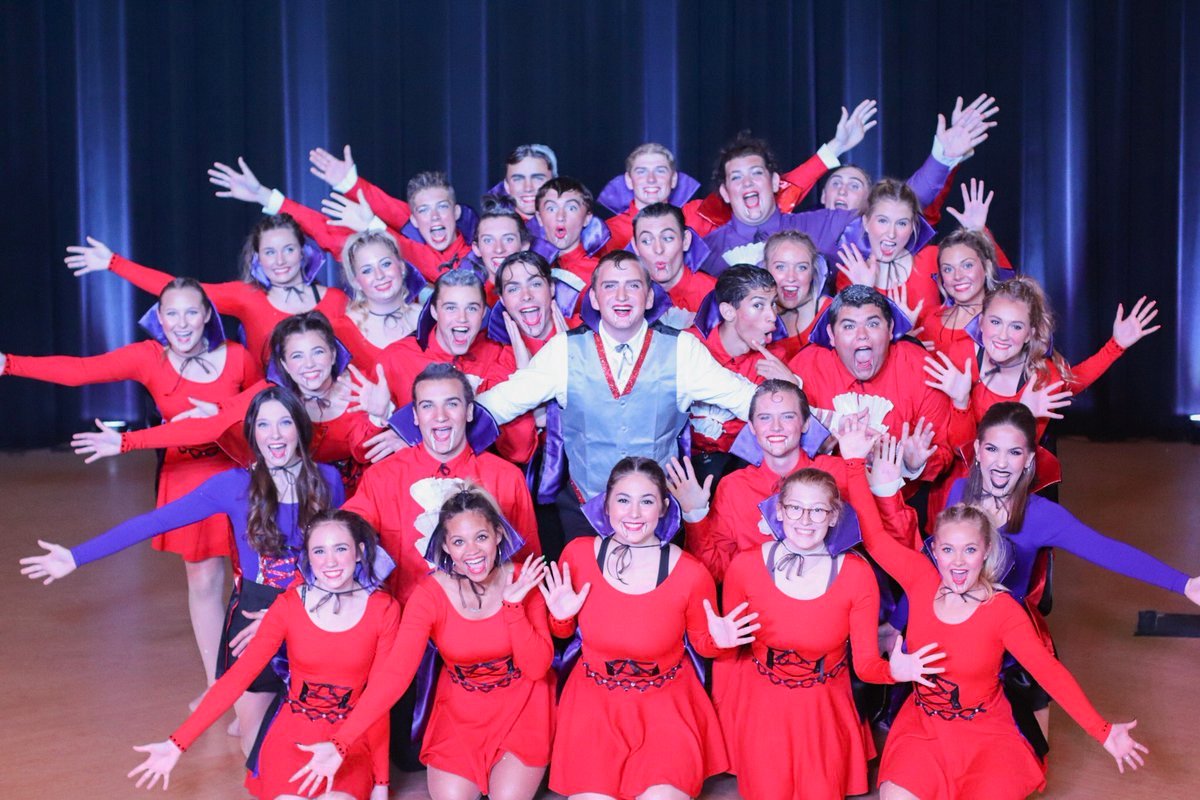 Watch as the women of <a href="/okstatezta/">OKLAHOMA STATE ZETA</a> and the men of <a href="/ATOokstate/">Oklahoma State ΑΤΩ</a>  perform in the 2019 <a href="/OSUFollies/">Freshman Follies</a> #okstate #OSUFollies

okla.st/ZTA-ATOFollies
