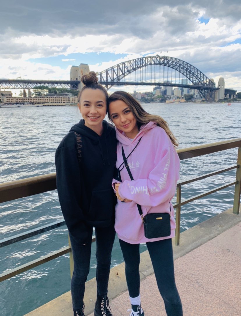 Næste Fremmedgøre banner Merrell Twins on Twitter: "Missing Australia right now! Where should we  travel to next?🤔 https://t.co/qpdxGBbI46" / Twitter