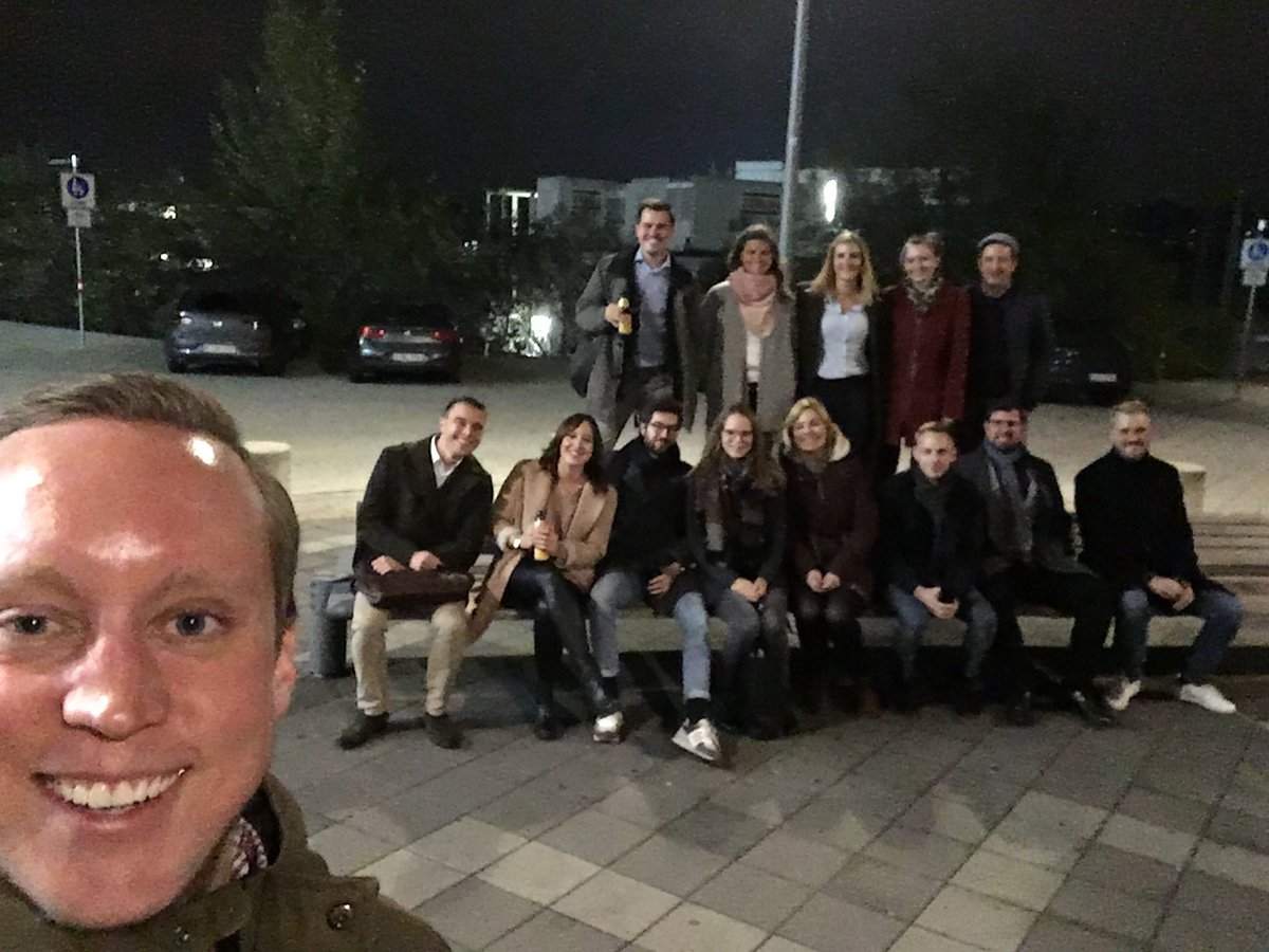 Und nach einer extrem spannenden Premiere der #CommsBench0711 bleiben... 

➡️ Jede Menge Take-Aways

➡️ Eine mega Crew 

➡️ ...und natürlich die Bench 😉

Vielen Dank für eure Offenheit und euren kollaborativen Spirit!

#collaboration #learning