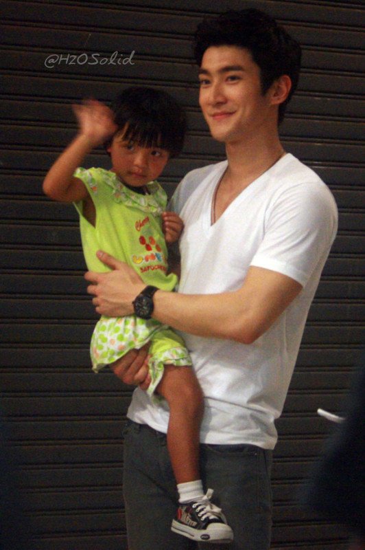 Siwon adopted 4 kids 3 girls and 1 boy he's paying for all what they need for a living and they're not korean