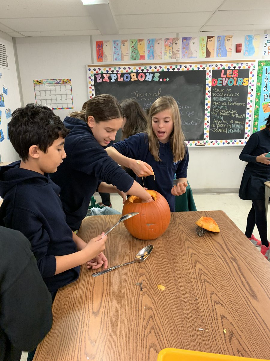 We got into a VERY festive mood today getting ready for Halloween! Halloween word searches, Halloween themed journal entries, and of course notre citrouille! Check out this thread of pics! 🎃 <a href="/StMaryOakville/">St. Mary Oakville</a>