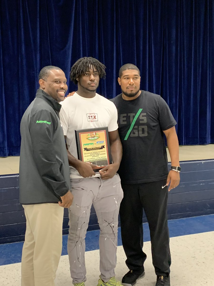 15Awill's tweet photo. First I want to thank the man up stairs for giving me the chance to show my talent , Second I would like to thank @CG_HBC and every coach at Cedar Grove for making me better ever day last I would like to thank my teammates I couldn’t do this without you guys love you guys 🤝🙏🏾 https://t.co/eCQnfxUu9R