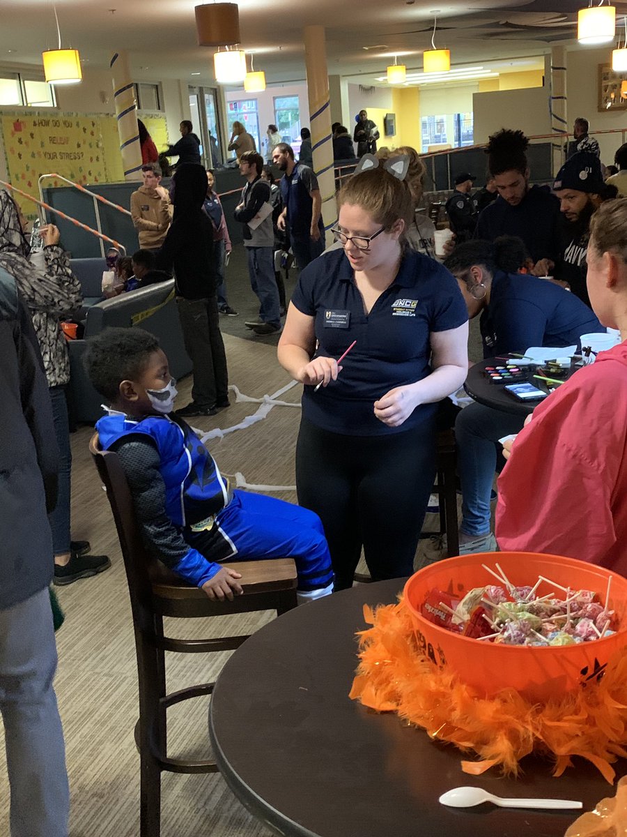 Scary good times happening over in <a href="/SpartanVillage1/">Spartan Village</a>!!! <a href="/UNCGHRL/">UNCG HRL</a> <a href="/UNCGRHA/">UNCG RHA</a> <a href="/UNCG/">UNCG</a> @UNCG_SA #Halloween #TrickorTreats #Community #Campus