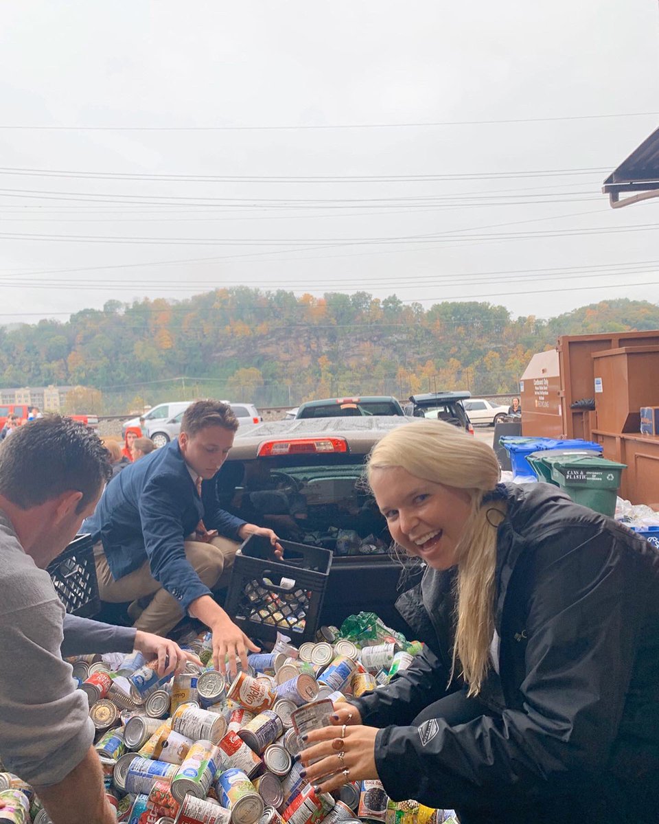 UTK Homecoming tweet media