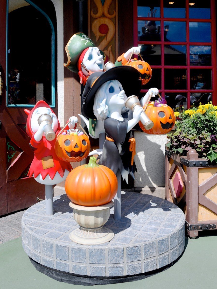 MezzoMikiD's tweet photo. 東京ディズニーランド
"ディズニー・ハロウィーン2019"
本日最終日です
https://t.co/6tEyanANLs https://t.co/UrFHlKPZ4v