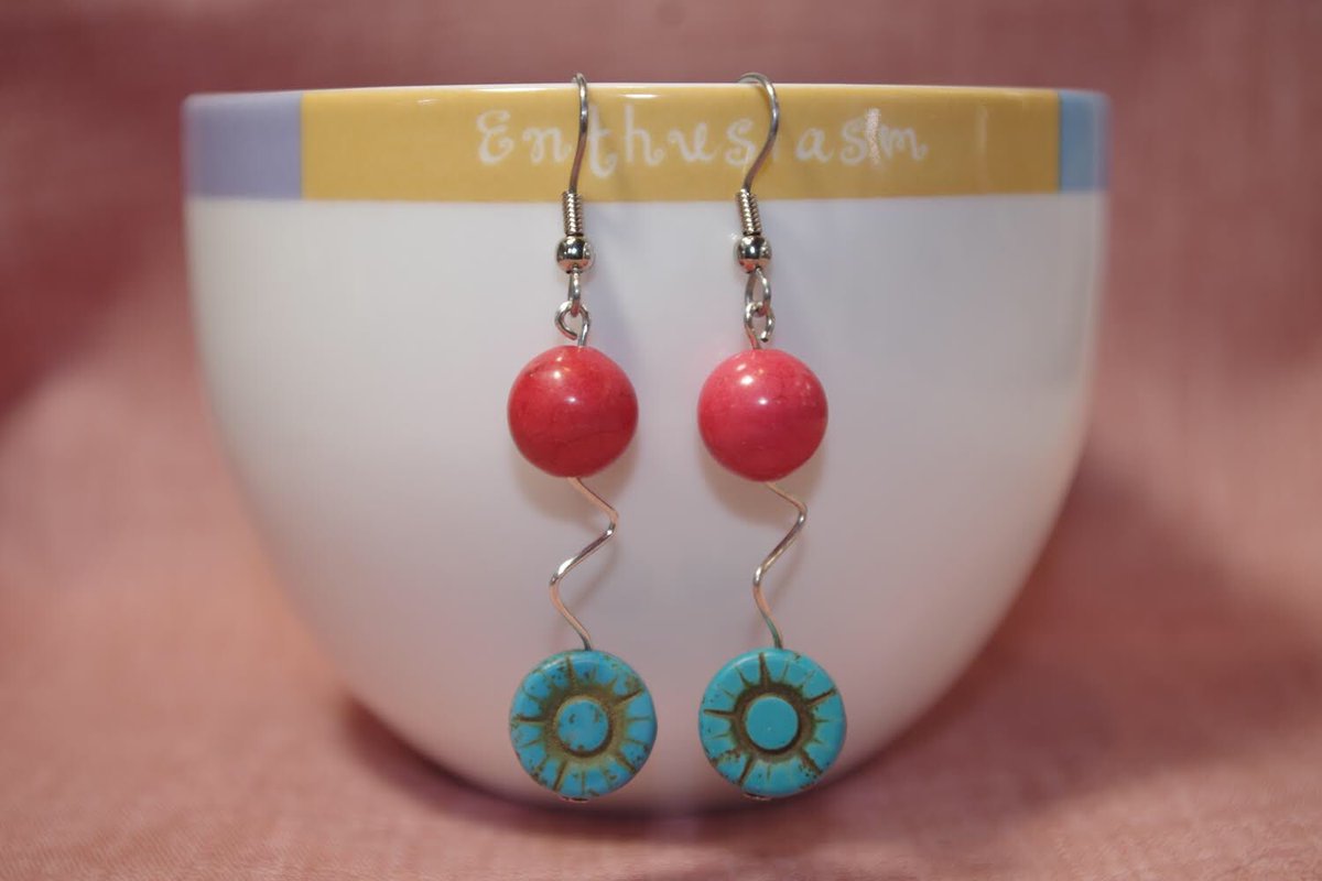 Renters_Network's tweet photo. 🎃👻🎃👻🎃👻🎃👻🎃👻🎃👻🎃👻🎃
Don't miss this Etsy Sale !
ALL ITEMS 10% OFF ! 
Ends on Oct 31 !
https://t.co/ekNIGXBZNo…
#etsy #etsyshop #etsysale #etsyjewelry #jewe
#JewelryonEtsy #earrings #handmade https://t.co/eZKIvBkRqV