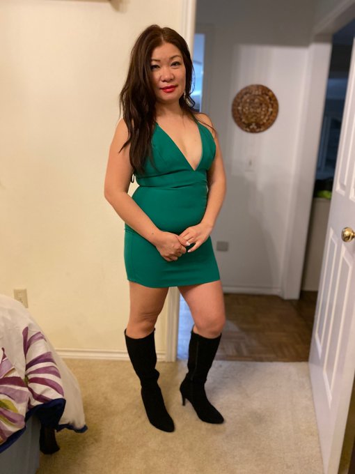 Cum check me out guys. fucking my boyfriends best friend by sex4usue @manyvids https://t.co/b7aCiCZCCE<a href="/tag/mvsales"class="tags"><span>#mvsales</span></a>