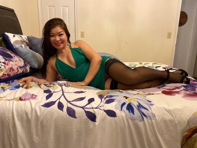 Cum check me out guys. fucking my boyfriends best friend by sex4usue @manyvids https://t.co/b7aCiCZCCE<a href="/tag/mvsales"class="tags"><span>#mvsales</span></a>
