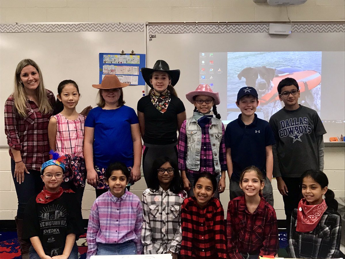 PaczowskisClass's tweet photo. Red Ribbon Week - western day! https://t.co/kKadQJuswO