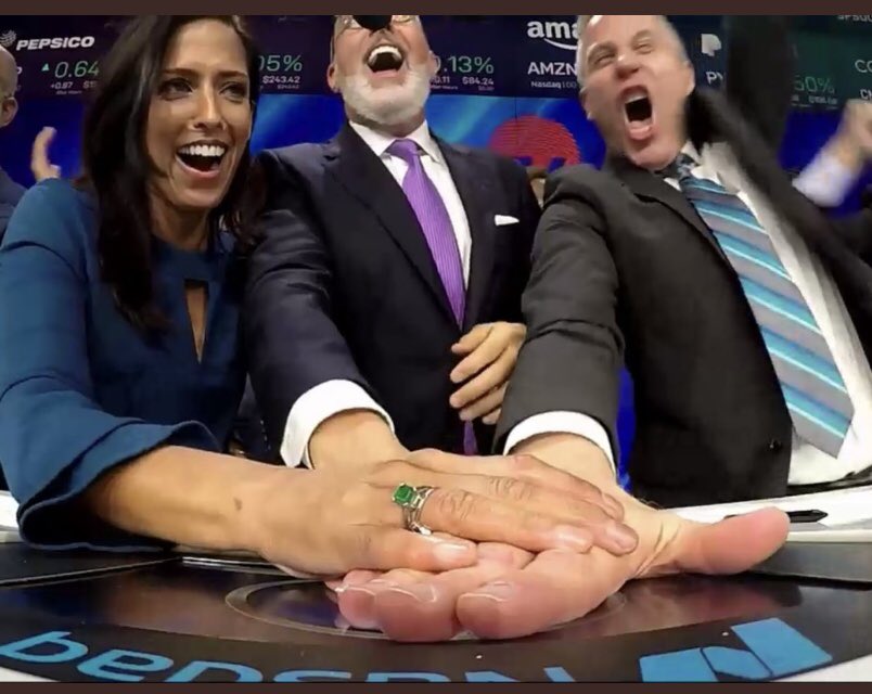 Ringing the Closing Bell at <a href="/Nasdaq/">Nasdaq</a> for <a href="/CourtTV/">Court TV</a> and <a href="/EWScrippsCo/">The E.W. Scripps Co.</a> ... what a day!  Court TV is Back ... now available in NY , LA, Chicago, Philly and Dallas!