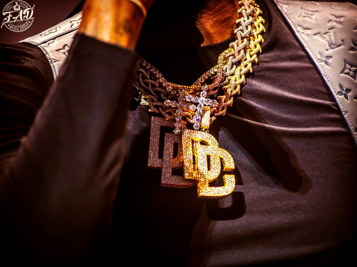 Keep Chasing that dream until you make it reality!!!!!! <a href="/MeekMill/">MeekMill</a>  <a href="/DreamChasers/">DREAM CHASERS RECORDS</a>  📸 by <a href="/FadMediaGroup/">Franklin Sheard Jr</a> 
<a href="/RoddyRicch/">Roddy Ricch</a> <a href="/RickRoss/">Yung Rénzél 👑</a> <a href="/XXL/">XXL Magazine</a> <a href="/HipHopWeekly/">Hip Hop Weekly</a> <a href="/TheSource/">The Source Magazine</a> <a href="/Complex/">Complex</a> #XXL #hiphop #meekmill #Philly