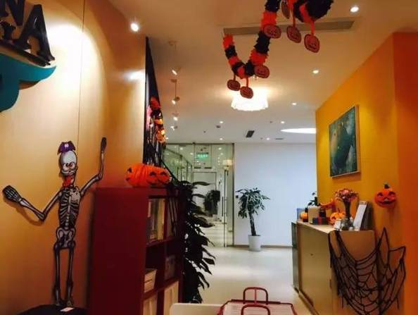 sunnyparlmu's tweet image. Don't neglect the safety of electricity when dressing up the room. It is necessary to prepare a #wireprotector for your #Halloween.
