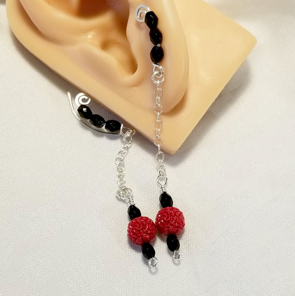 arkayscreations's tweet photo. Ear Climber Earrings with Drop, Silver Ear Pins, Trendy Jewelry Gift #earclimber #earpins #trendyjewelrygift
https://t.co/CV1g36s58I https://t.co/iuHE5HKRnz