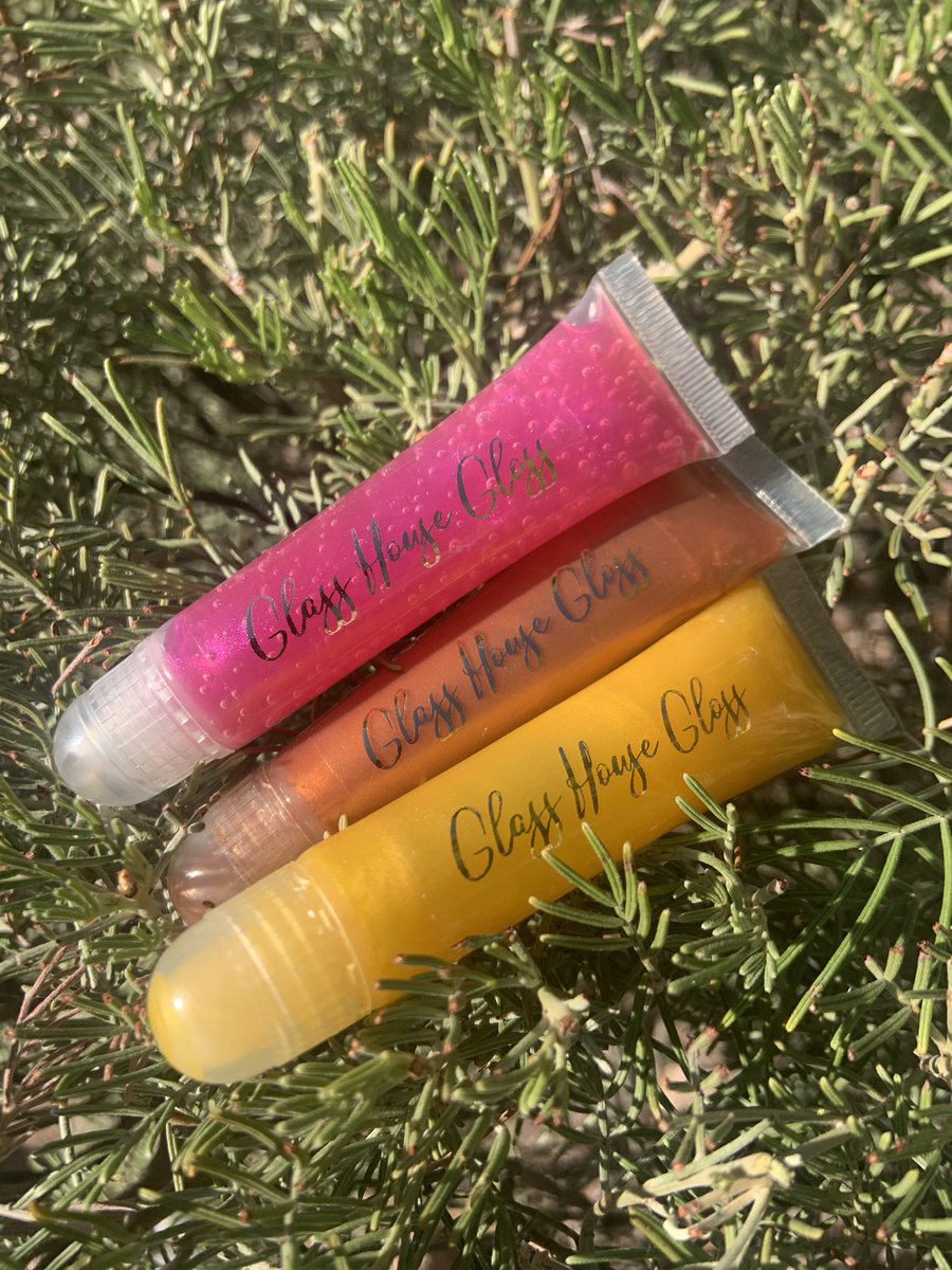 sunnykayc's tweet photo. Shop Glass House Gloss โจ๐ Scented ๐๐๐ฆand Shimmer Glosses โจ #lipgloss #cleargloss #shimmerglosses #pinkshimmer #freelancemua #blackownedbusiness https://t.co/REQXwDHfWu