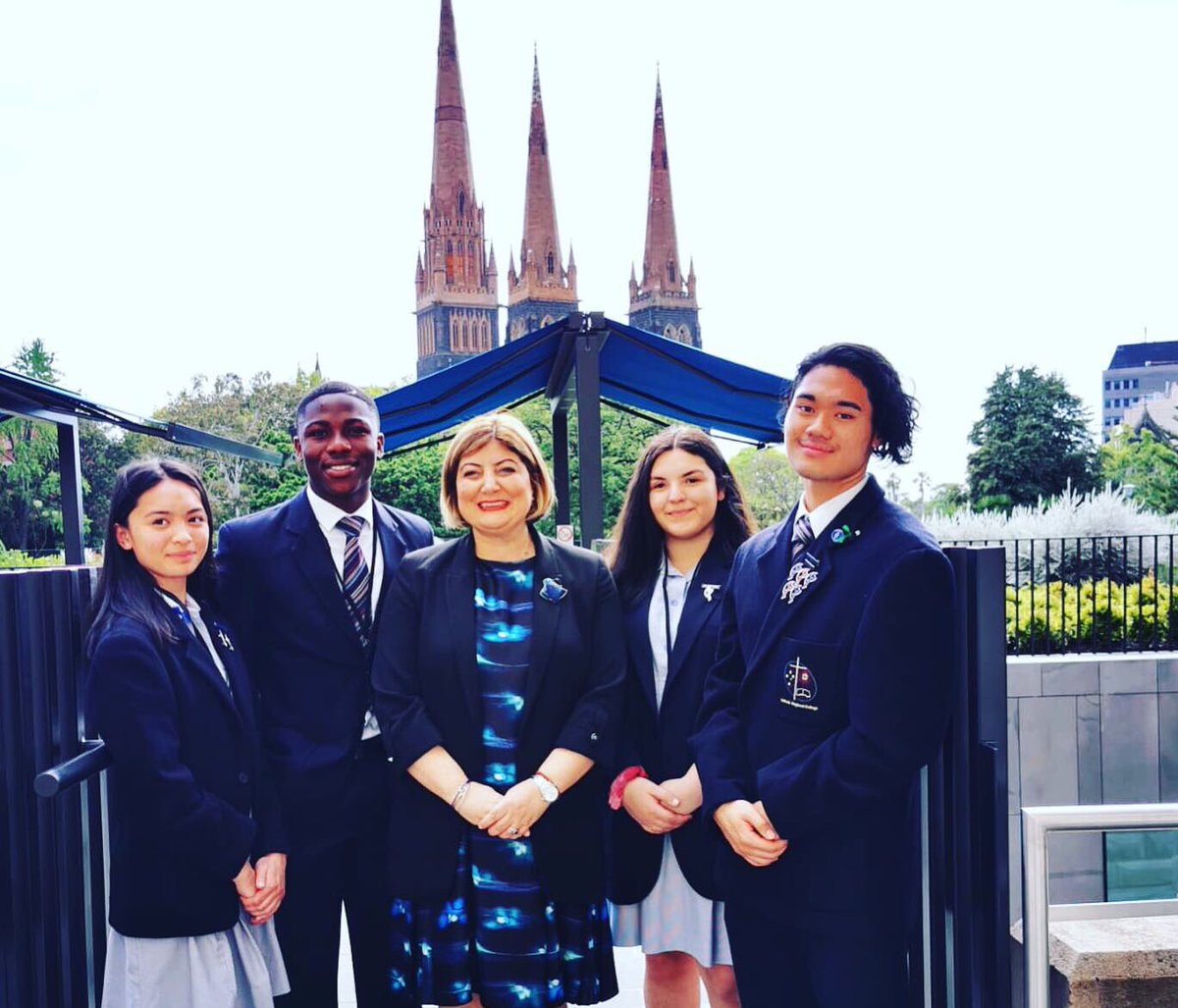 Natalie Suleyman Mp On Twitter Today I Welcomed Student Leaders From Catholic Regional College St Albans We Discussed Important Local Issues And How Young People Can Be Involved In Making Change In