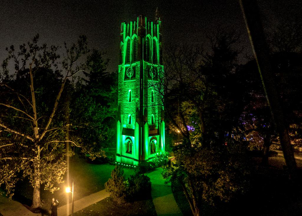 michiganstateu's tweet photo. #MSU magic in the night. 🎃 https://t.co/F4Bt8YHTds