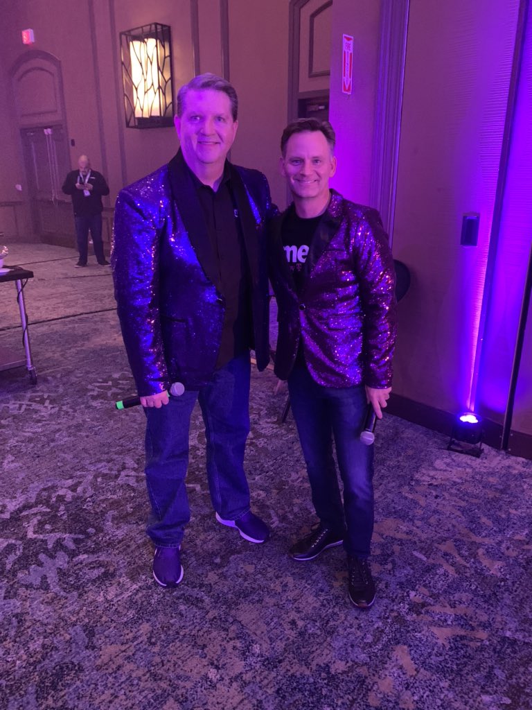 These 2 guys hosted the heck out of the #centraldealersummit and did it with fashion! #noplacelikesummit @metrobytmobile @sbmetrobytmo @AlanLeser