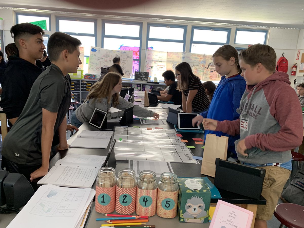 Kelly Garcia (@mrsklgarcia) on Twitter photo Did you know that these students at Hutchinson Middle School are the ONLY eighth graders in the US to take <a href="/pltworg/">Project Lead The Way</a> Engineering Essentials for high school credit? Learn more about EES and our other PLTW courses at our Hutchinson Middle School Showcase on Nov 14 at 5:30 pm! Did you know that these students at Hutchinson Middle School are the ONLY eighth graders in the US to take <a href="/pltworg/">Project Lead The Way</a> Engineering Essentials for high school credit? Learn more about EES and our other PLTW courses at our Hutchinson Middle School Showcase on Nov 14 at 5:30 pm!