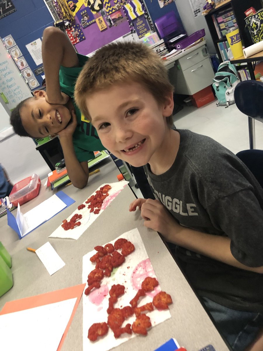 MsEsClassroom's tweet image. Celebrating the end of our human body unit. I got us some skeleton Cheetos from @ChesterCheetah @Fritolay They were a bit too spicy for some of us, but it was still neat! #thirdgradescience #cheetos #humanbody #ches #thirdgrade