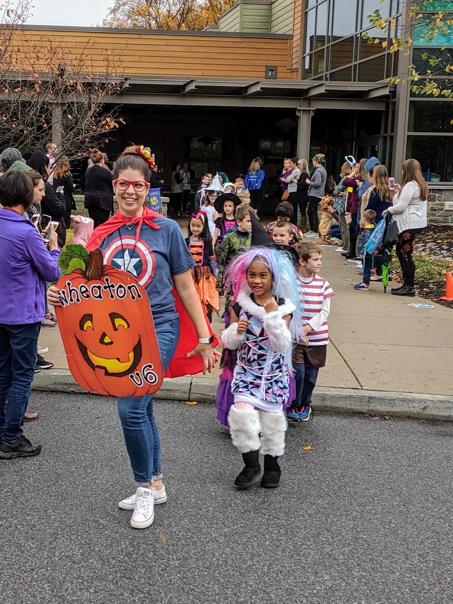 Kevin_101's tweet photo. @firstismyjam SLC U6 Halloween Stroll! https://t.co/nBtIfkBpg3
