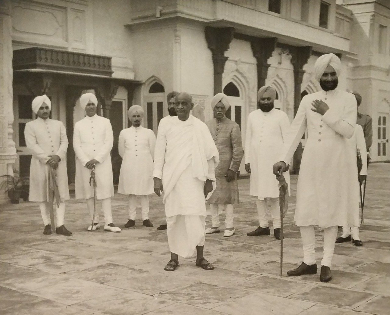 Capt.Amarinder Singh on Twitter: Humble tributes to the #Ironman of India,  #SardarVallabhbhaiPatel on his Birth Anniversary. His contribution to the  unity & integrity of India is remembered by all. Sharing this picture