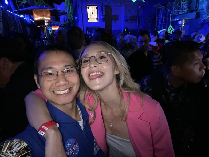 .@gingerbanks1 https://t.co/YWUe4W2QLx<a class="tags" href="/tag/gingerbanks1">@gingerbanks1</a><a href="/tag/dogecoin"class="tags"><span>#dogecoin</span></a><a href="/tag/dogearmy"class="tags"><span>#dogearmy</span></a>