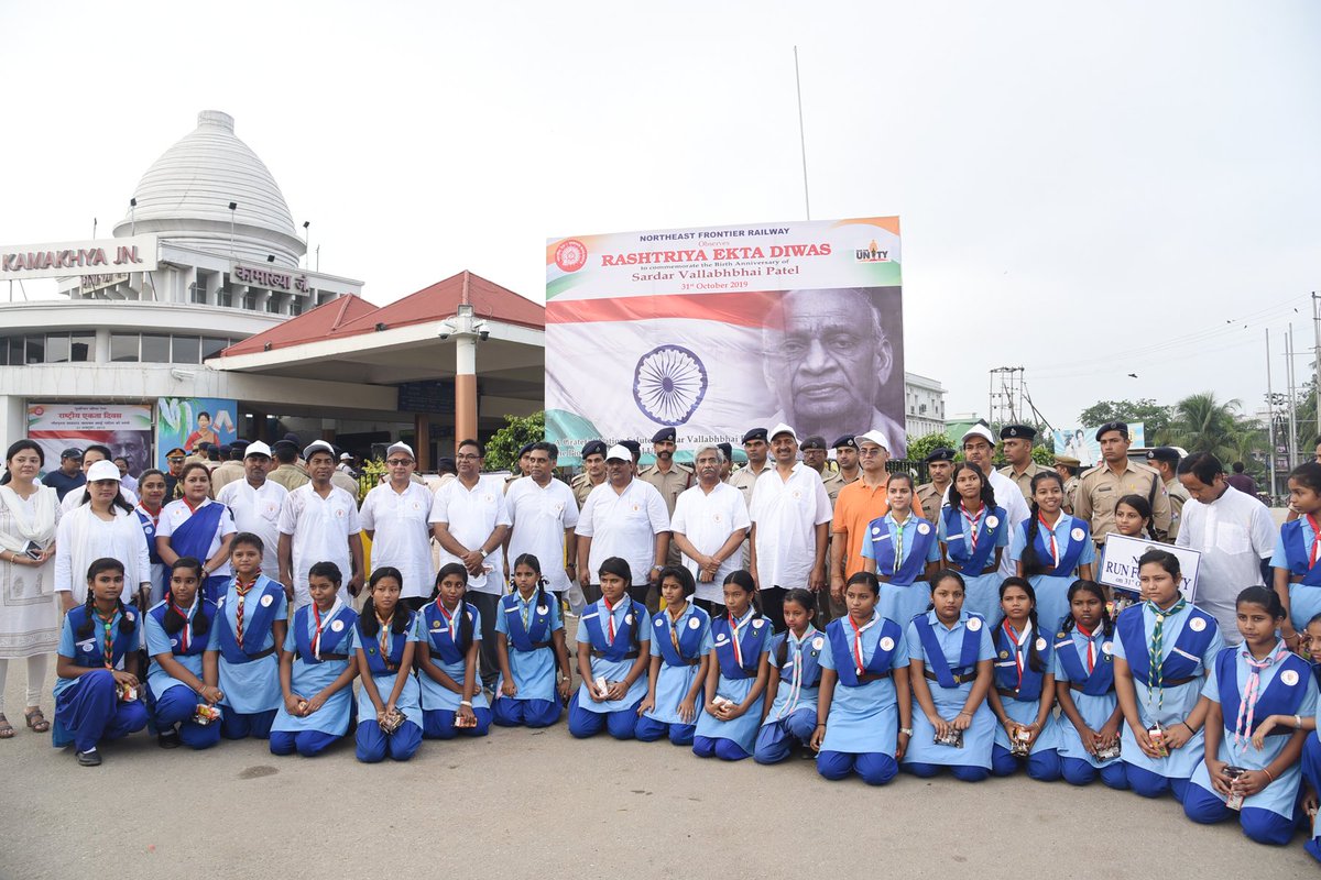 RailNf's tweet image. #RashtriyaEktaDiwas NFR salutes Sardar Vallabhbhai Patel on the occasion of his 144th Birth Anniversary Celebration #Pledgeforunity