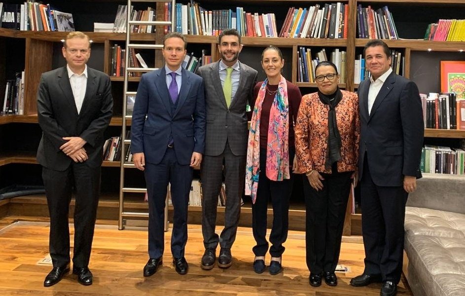 CarlosPuenteZAC's tweet photo. .@partidoverdemex reconoce y agradece la apertura y disposición al diálogo de la Jefa de Gobierno @Claudiashein y de la Secretaria @rosaicela_ Cuenten con el VERDE para trabajar en equipo por el bien de la Ciudad de México. https://t.co/OkJPCngCSr