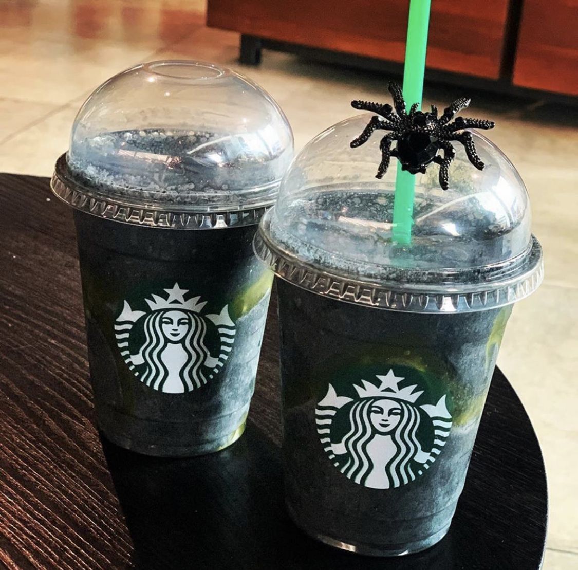 SandtonCity's tweet photo. Ghouls, ghosts and... Frappuccinos! Happy Halloween! 🎃 There are no tricks this year, only treats at @Starbucks and let’s not forget the #FallForPumpkin skin care goodies at @TheBodyShopSA 😉
#IconicSandton #52IconicWeeks https://t.co/3k57t9L8nX