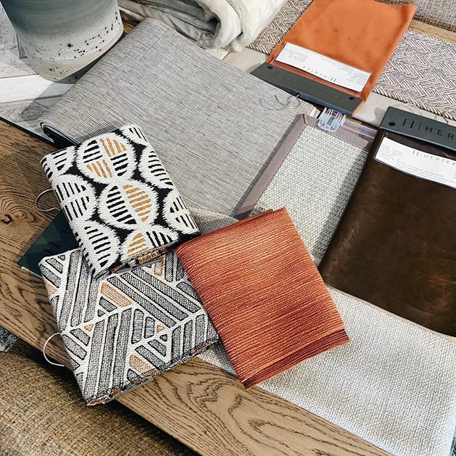 otaigoxotaigo's tweet photo. We’re loving this scheme at the @hertexfabrics & @hausbyhertex showroom in Fourways. A perfect balance of texture, pattern and colour! .
.
.
#hertexfabrics #hertex #hausbyhertex #hertexhaus #fabrics #TIA #interiorscheme #interiordesign #blogza #interio… https://t.co/s0FNF4Xumv https://t.co/rmxBzd8nQH