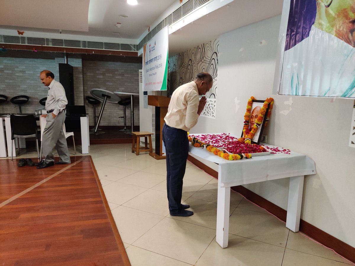 HpclNz's tweet photo. Rashtriya Ekta Diwas at CGMO-NZ. Floral tribute to Sardar ji and pledge administration to employees 
#RashtriyaEktaDiwas 
#NationalUnityDay 
@HPCL @Rg03Goel @msyadav1307 https://t.co/zliawurEv4