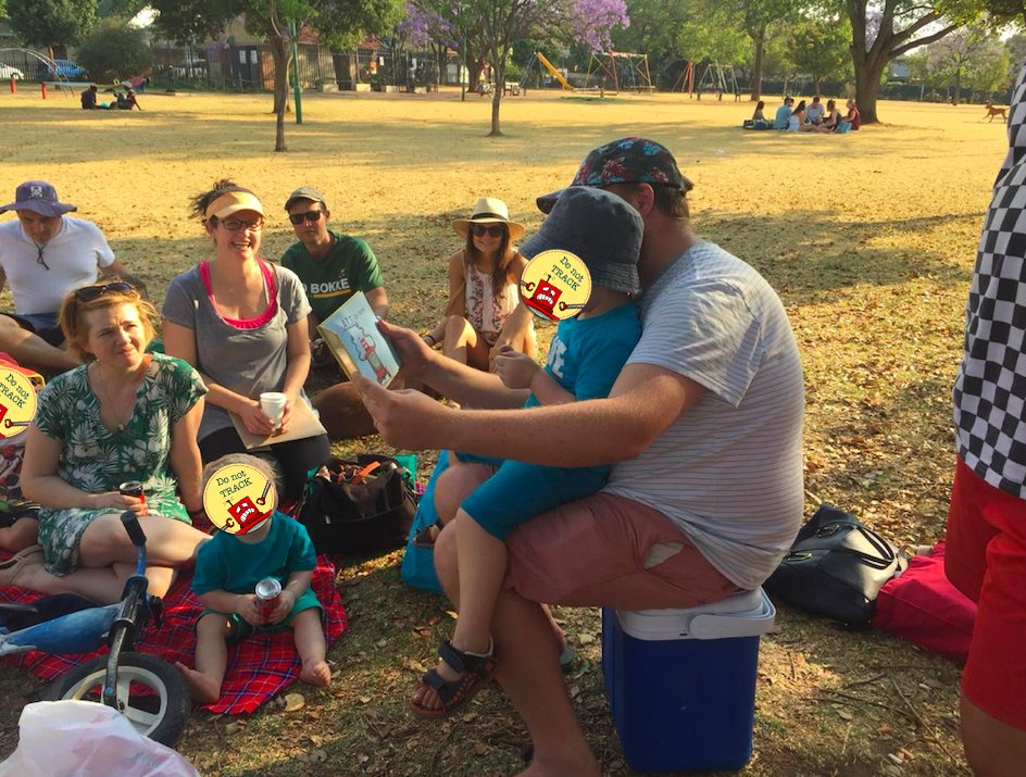 boristhebabybot's tweet image. Scene from a BabyBot picnic -- the book being read by constitutional lawyer Michael Bishop. 

#DoNotTrack #childrensbooks #BeepBeepBoop