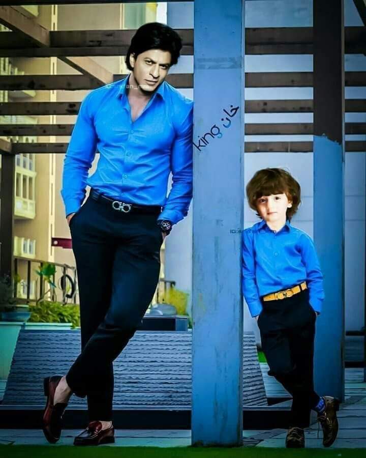 Hii my life best gift for S R K
SIR AAP Meri jaan ho mene sirf apne w. Fb. Tw. Insk. Par sirf aap ka hi naam hai sir I love you me aapko aapna प्यार tabi deekhanUga aur milunga jab me khud actor ban jahuga aur happy birthday dear S R K APP HEMESH ROSHAN RAHE THANK-YOU