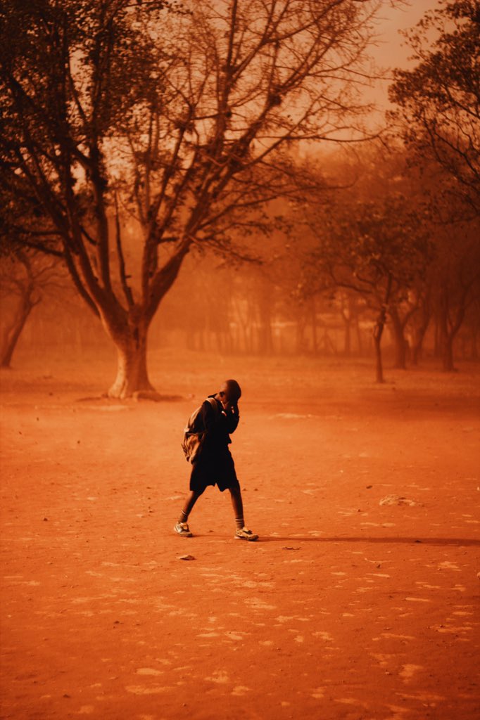guthua_ugo's tweet photo. Scenes from a sandstorm I experienced a couple weeks ago working with @brightstartfoundation down in Kithimani, Machakos County, Kenya. https://t.co/EVilTSaT1T