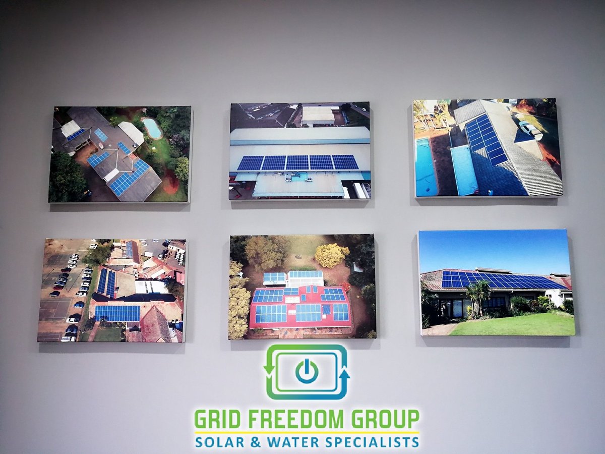 group_grid's tweet image. Our beautiful new canvas! Here are a few of our Solar arrays ☀️
We'd like to thank Carmen for his excellent prints!

Follow him on Instagram : @Juancarmenchetty

#solararray #canvases #prints #solarprojects #solar #artworks #business