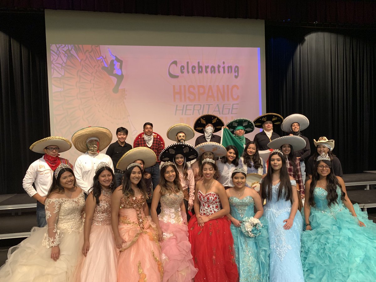 mfield100's tweet photo. Our 1st Annual Hispanic Heritage Celebration at RHS!! 🐯 https://t.co/srpliXJSEP