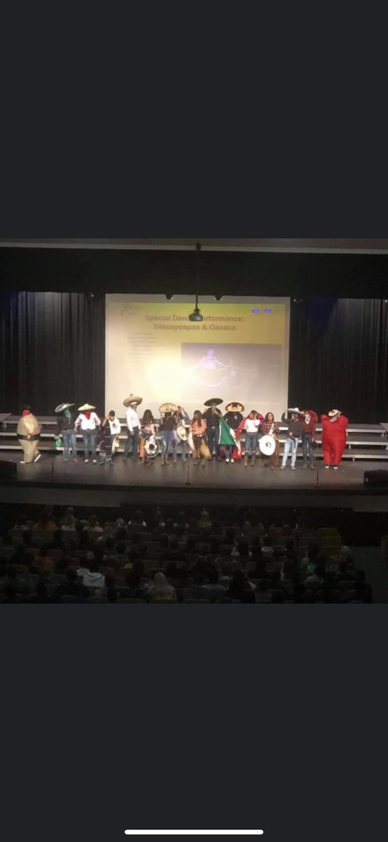 mfield100's tweet photo. Our 1st Annual Hispanic Heritage Celebration at RHS!! 🐯 https://t.co/srpliXJSEP