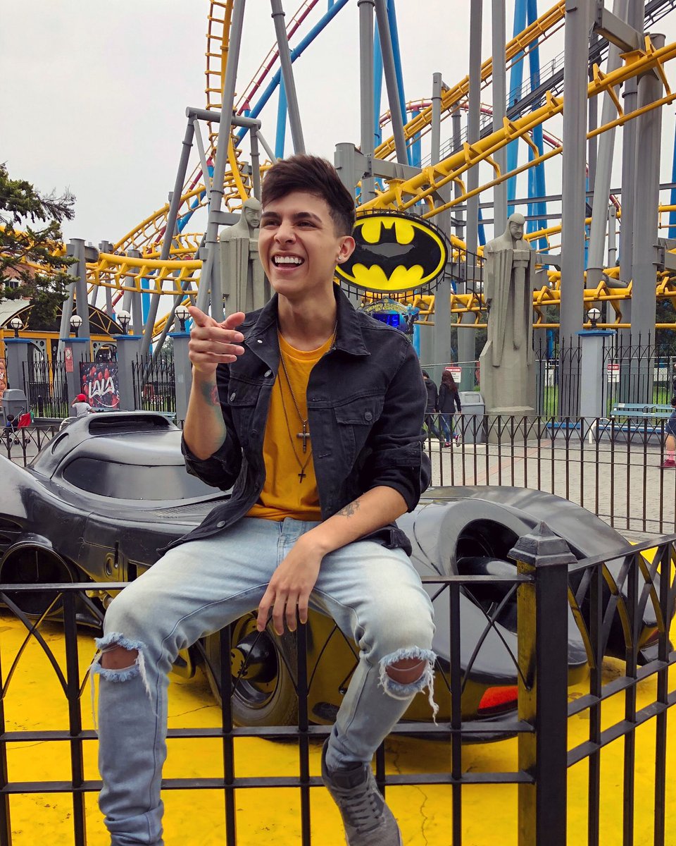 Danielibarrat's tweet photo. 🦇🎢 https://t.co/9vJMpyPxjr