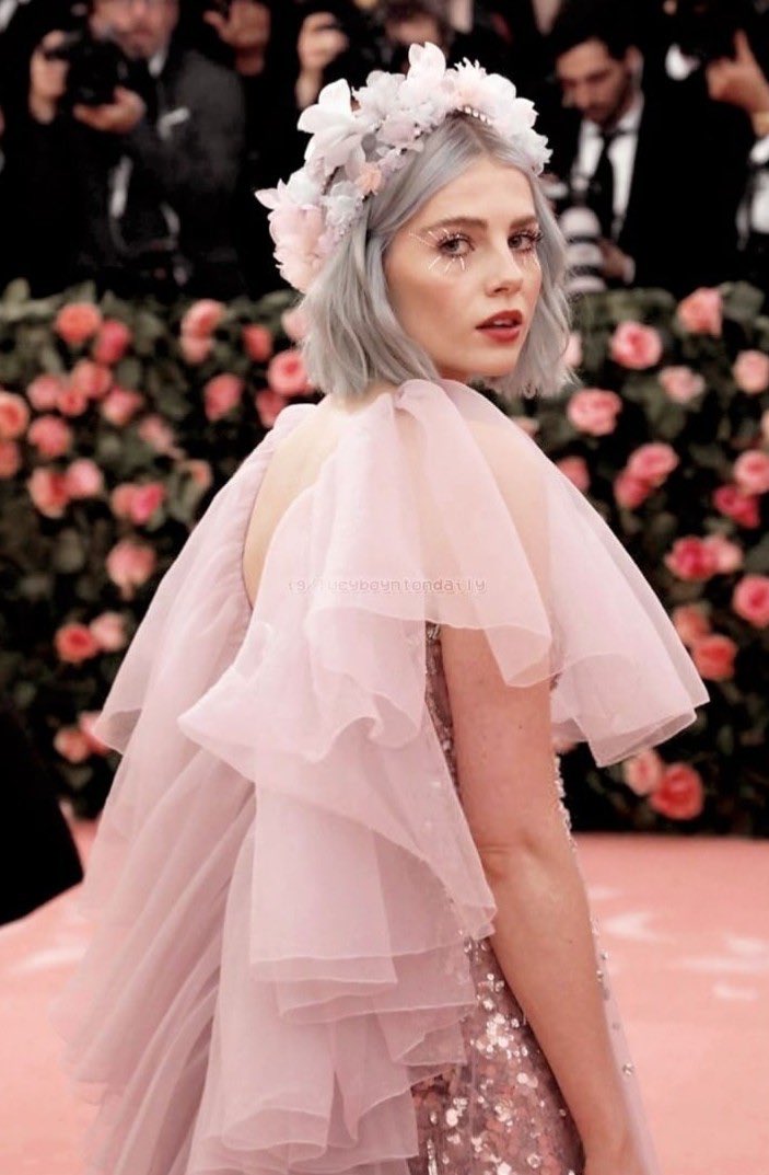 Such beauty cannot be touched—.