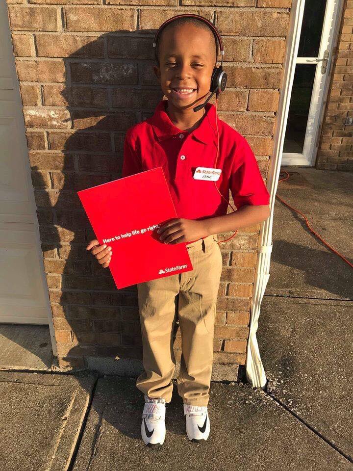 Corinth_Police's tweet photo. โShe sounds hideous...
Well, sheโs a guy, so...โ
Jake, from State Farm, would like to remind yโall to lock your doors. #9pmRoutine #BestCostumesEver @9PMRoutine1 #BeSafe #CPD #TX https://t.co/8NrfUmjsXP