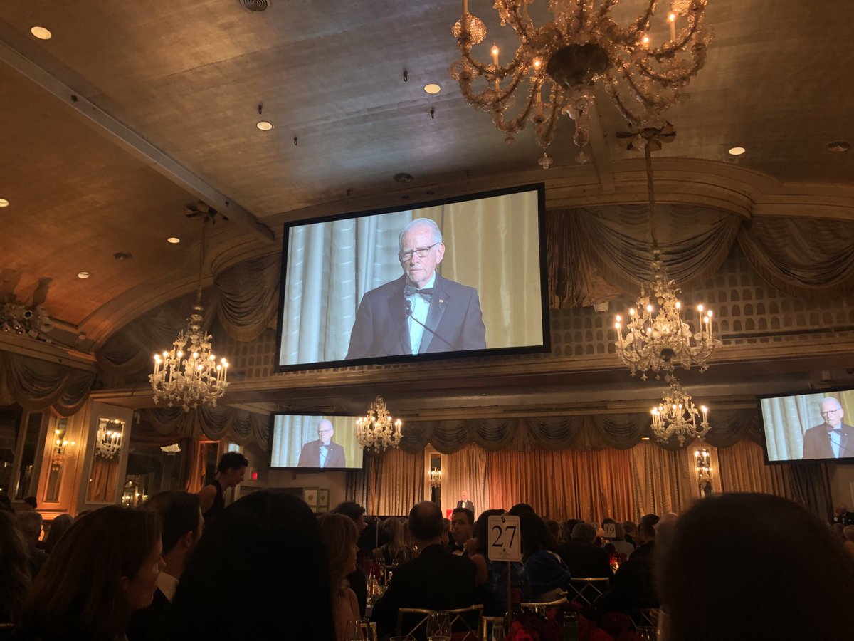 NicholeMJ's tweet photo. Inspiring evening celebrating IIE and 100 years of leveraging international education to make the world a more peaceful place ⁦@IIEglobal⁩ https://t.co/yssc8sodWC
