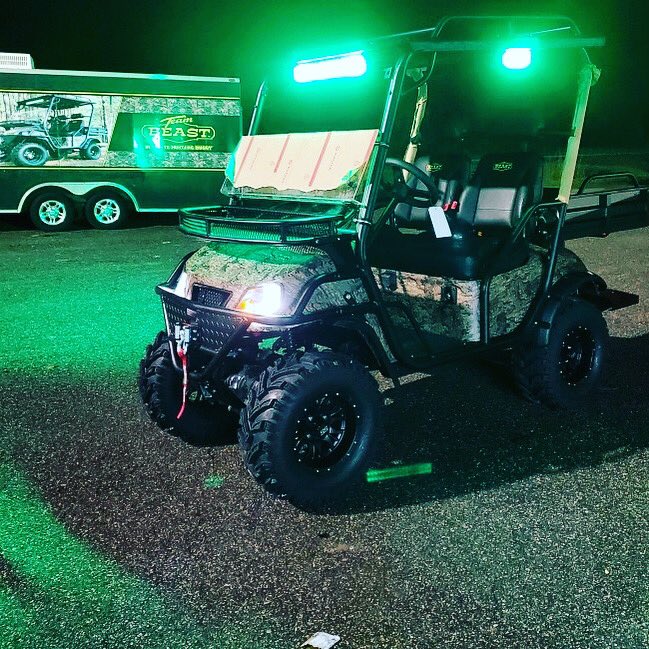SportzSouthern's tweet photo. Texas Beast 4x4 All Electric Hunting Buggy

@coolhunting @HogHuntingSkins @HogHuntingGuide @WildBoutHuntin @HWAH_TM @Deeraholics https://t.co/Kw2Fq5BVkg