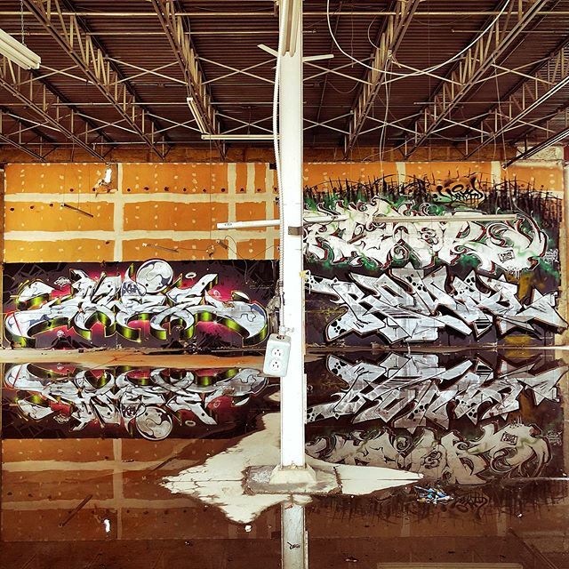 dan_jeannotte's tweet image. #uponreflection #sthenri #montreal #construction #montrealphoto #montrealstreetart #streetarteverywhere #instagraff #graffitiigers #tag #bomb #urbanart #streetartphotography #urbex #urbexphotography #exploremore ift.tt/2qRL6D0